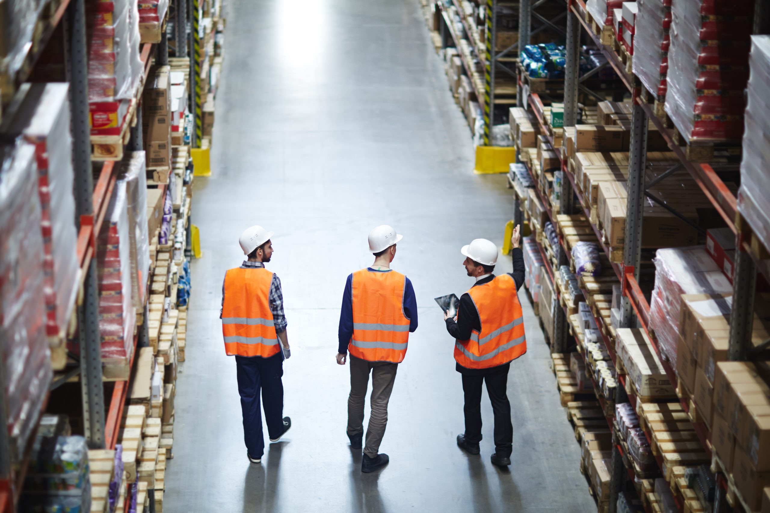 warehouse employees representing a PEO partnership between GMS and warehouse companies